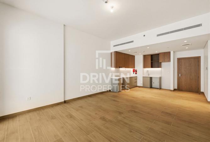 Brand New | Prime Location | Ready to Move in photo 3