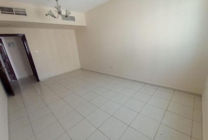 82367339 - Property Image 2