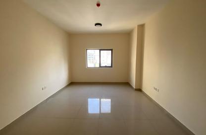 Apartment - 1 - 2 for rent in Al Majaz 3 - Al Majaz - Sharjah