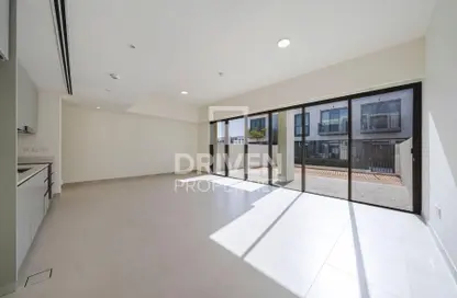 Townhouse - 3 Bedrooms - 4 Bathrooms for rent in Orania - The Valley - Dubai