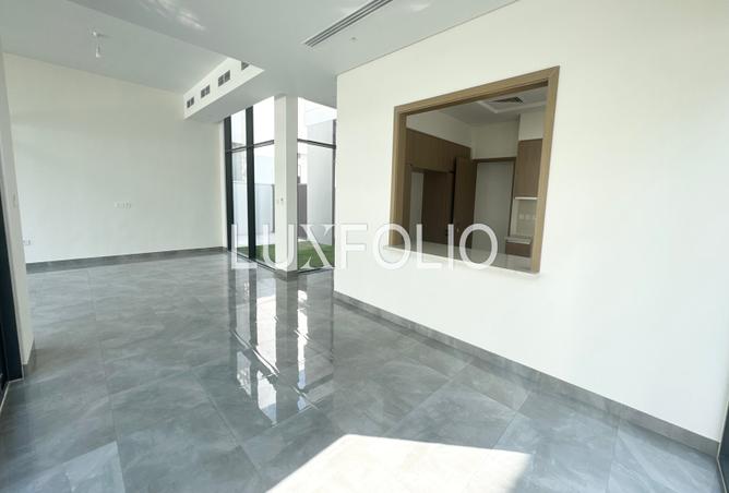 130201557 - Property Image 2