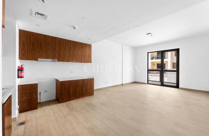 Apartment - 1 Bedroom - 1 Bathroom for rent in La Rive Building 4 - La Rive - Port de La Mer - La Mer - Jumeirah - Dubai
