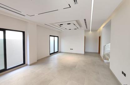 Villa - 4 - 6 for rent in Al Zaheya Gardens - Al Zahya - Ajman