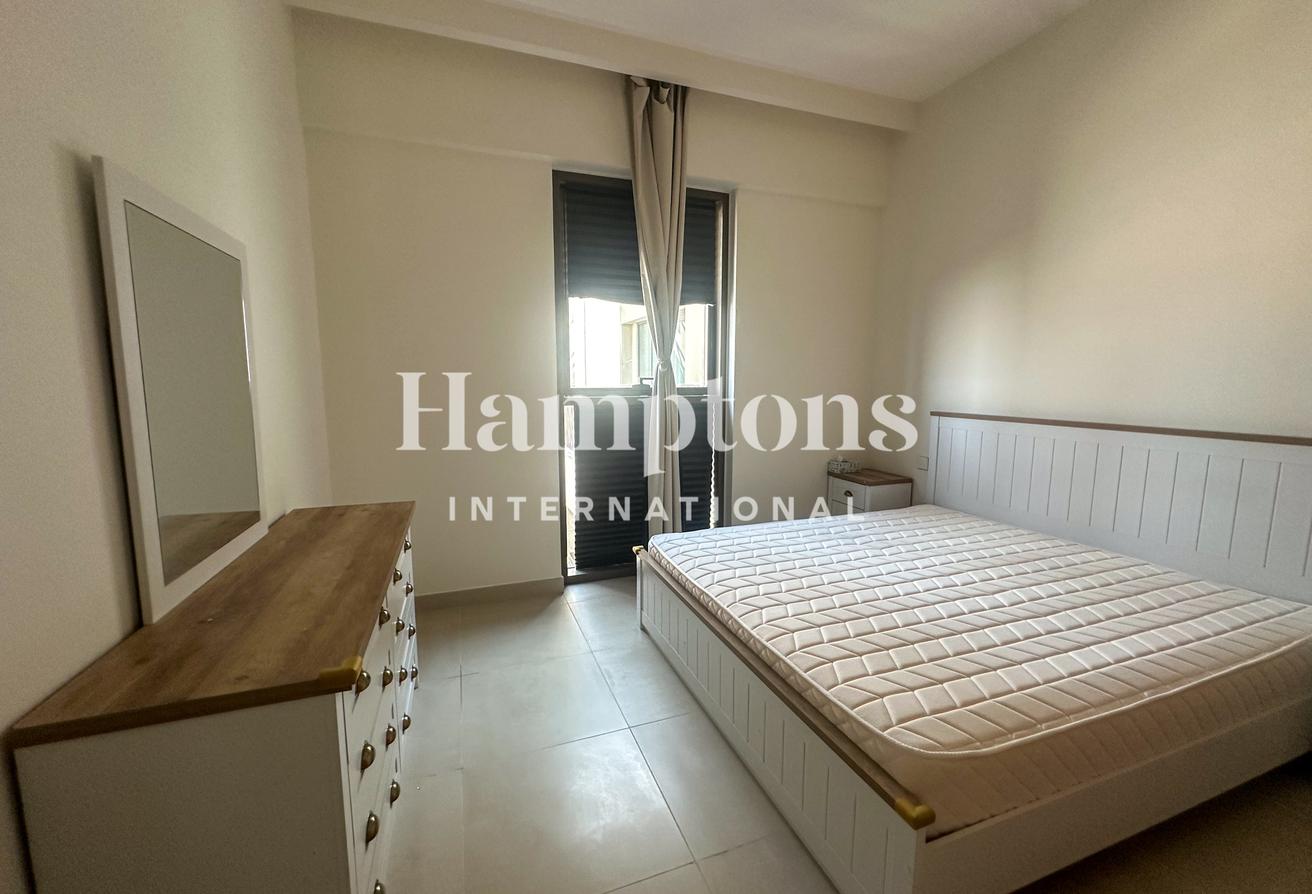 Fully Furnished | High Floor | vacant photo 12