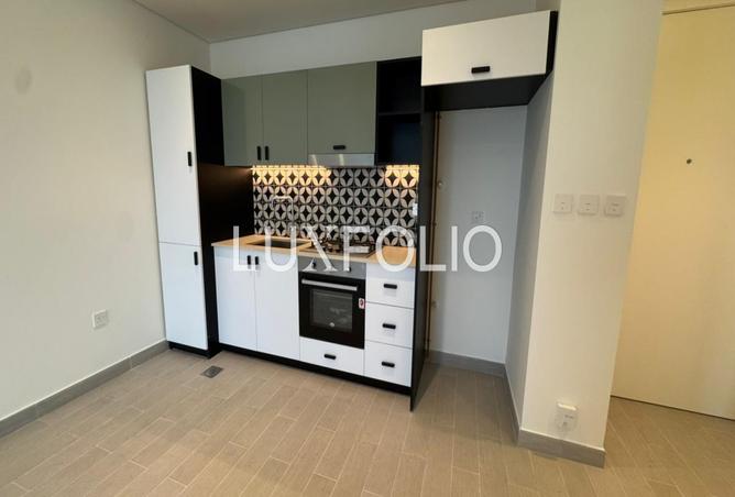 129760100 - Property Image 2