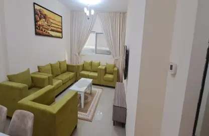 شقة - 2 غرف نوم - 2 حمامات للايجار في شارع التعاون الجديد - التعاون - الشارقة