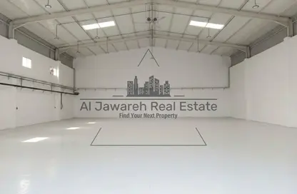 مستودع - استوديو - 1 حمام للايجار في أم درع - أم القيوين