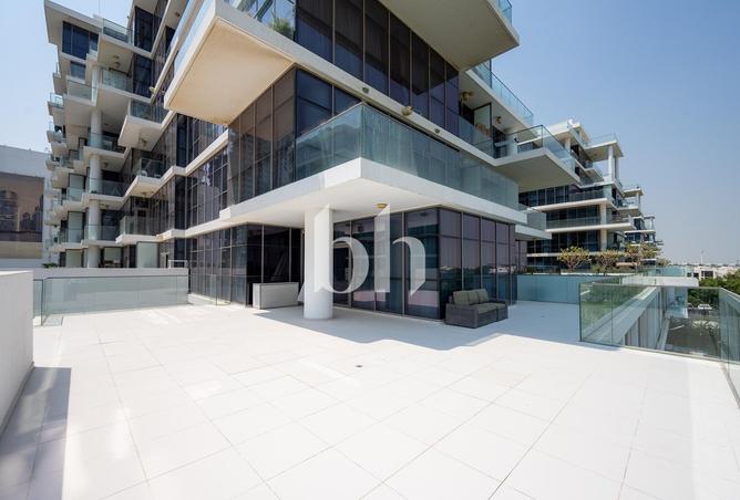 Full Park View | Big Balcony | Bright And Spacious