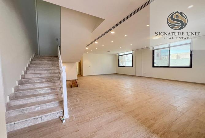 72734206 - Property Image 3