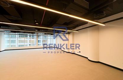 Office Space - Studio - 1 Bathroom for rent in Clover Bay Tower - Business Bay - Dubai