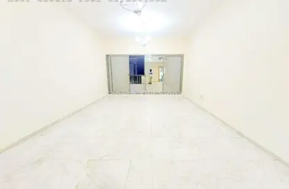 Apartment - 3 Bedrooms - 3 Bathrooms for rent in Al Mamzar Tower - Al Mamzar - Sharjah - Sharjah