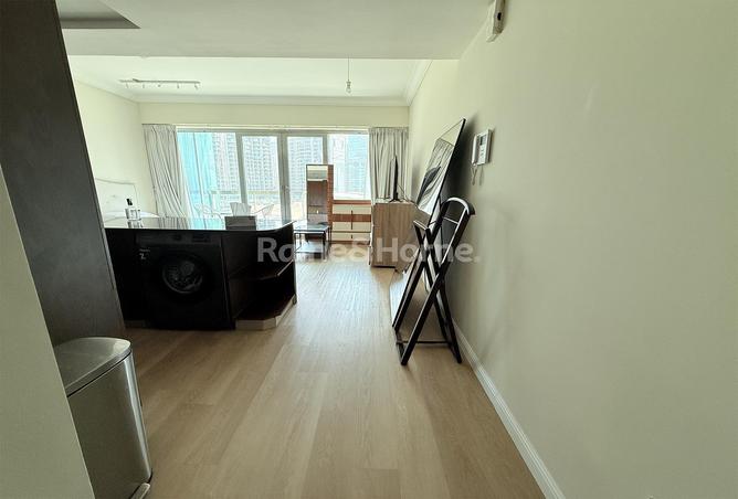 83653028 - Property Image 3