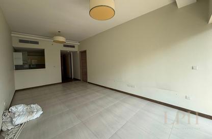 Apartment - 1 - 2 for rent in SOL Bay - Business Bay - Dubai