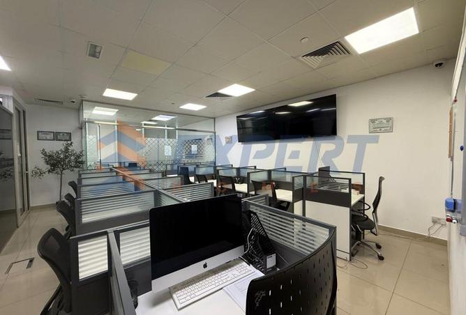 81923038 - Property Image 2