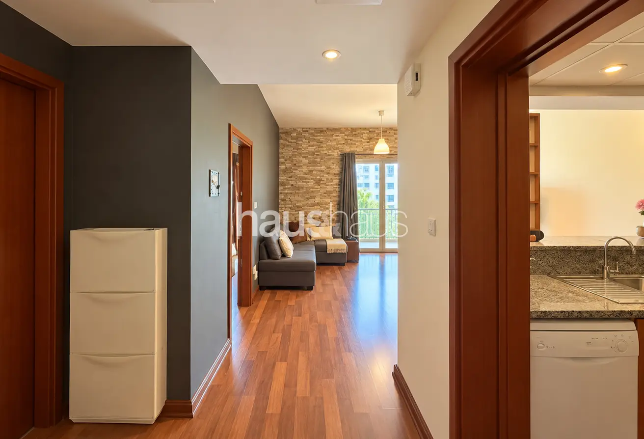 164592985 - Property Main Image
