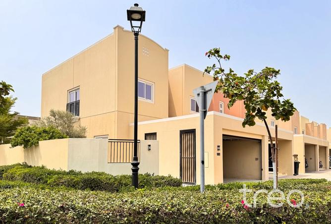 128351419 - Property Main Image