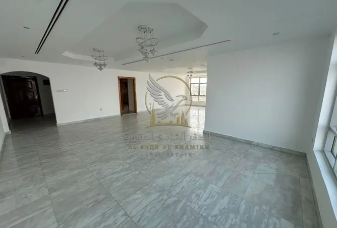 154174742 - Property Image 3