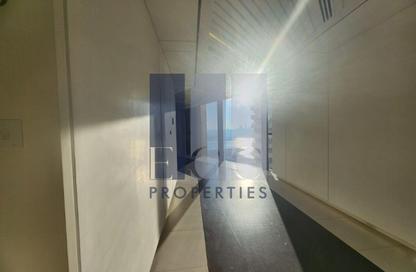 Apartment - 1 Bedroom - 2 Bathrooms for sale in Marafid Tower - Najmat Abu Dhabi - Al Reem Island - Abu Dhabi