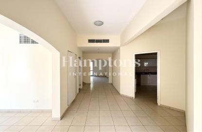 Villa - 3 Bedrooms - 3 Bathrooms for rent in Meadows 9 - Meadows - Dubai