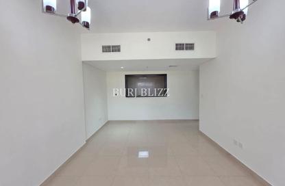 Apartment - 1 - 2 for rent in Royal JVC Building - District 10 - Jumeirah Village Circle - Dubai Apartment - 1 - 2 for rent in Royal JVC Building - District 10 - Jumeirah Village Circle - Dubai