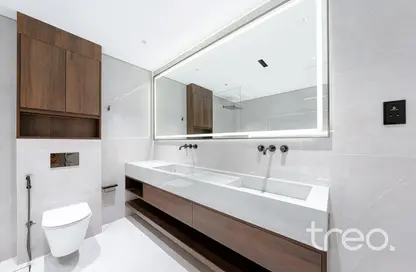 Villa - 5 Bedrooms - 6 Bathrooms for sale in Jumeirah Park Homes - Jumeirah Park - Dubai