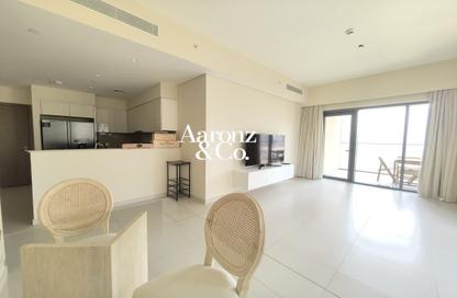 Apartment - 2 - 3 for rent in Burj Royale - Downtown Dubai - Dubai