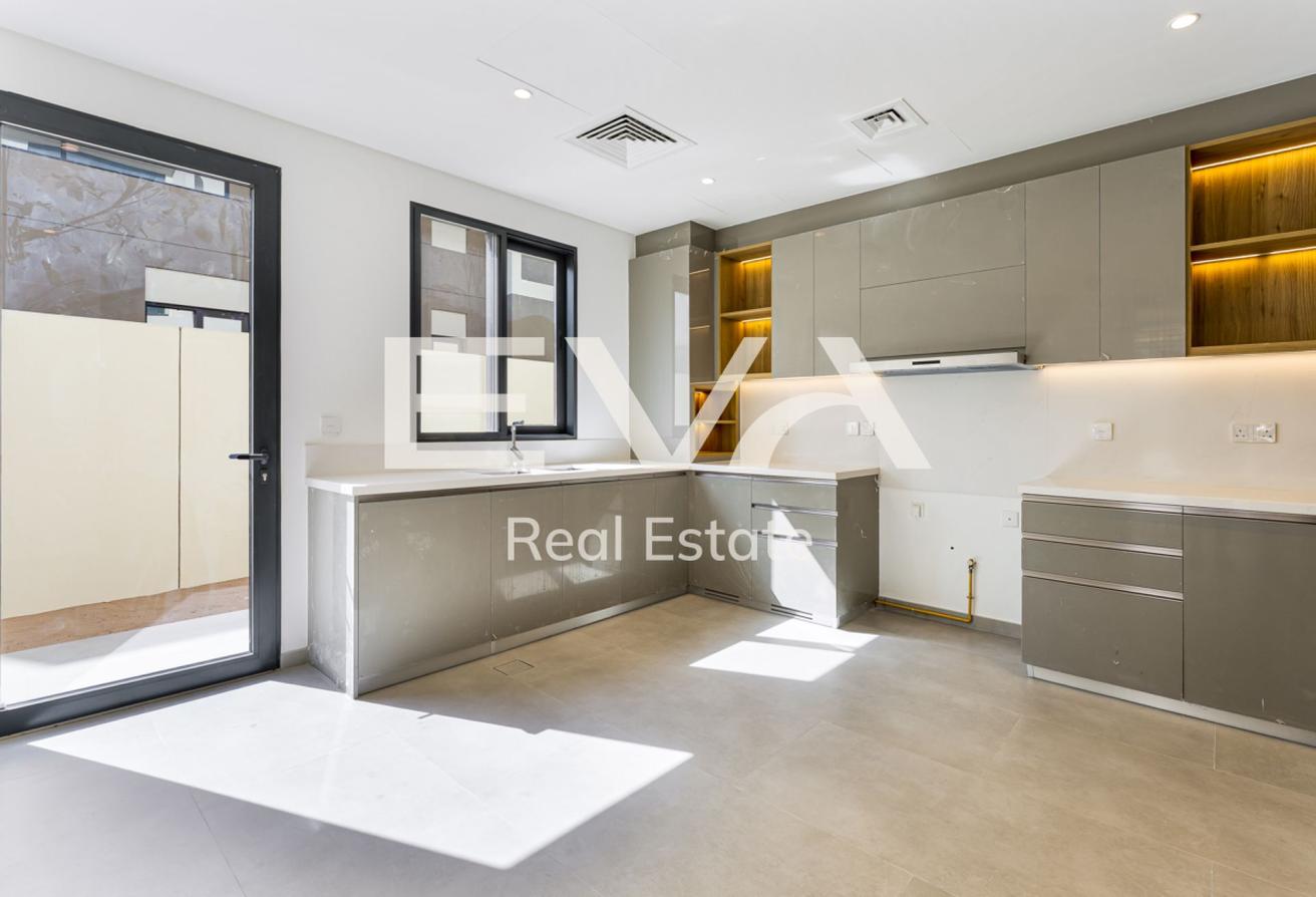 BRAND NEW | VACANT | SPACIOUS LAYOUT photo 7