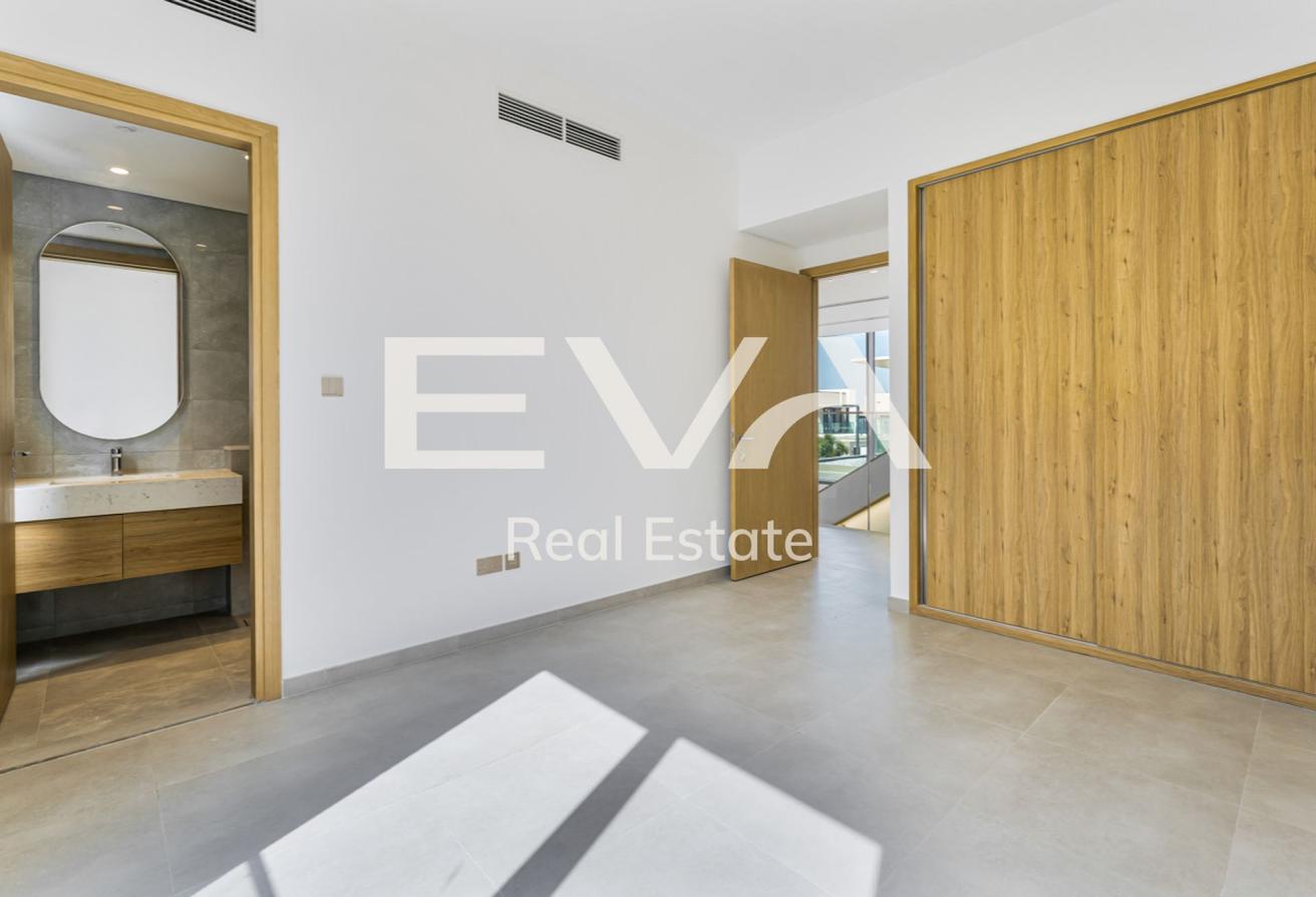 BRAND NEW | VACANT | SPACIOUS LAYOUT photo 9