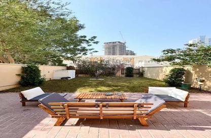 Townhouse - 2 - 1 for rent in Nakheel Villas - District 12 - Jumeirah Village Circle - Dubai Townhouse - 2 - 1 for rent in Nakheel Villas - District 12 - Jumeirah Village Circle - Dubai