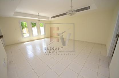 Villa - 3 Bedrooms - 3 Bathrooms for rent in Springs 11 - The Springs - Dubai
