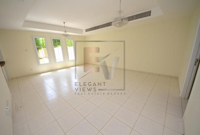 89204402 - Property Image 3