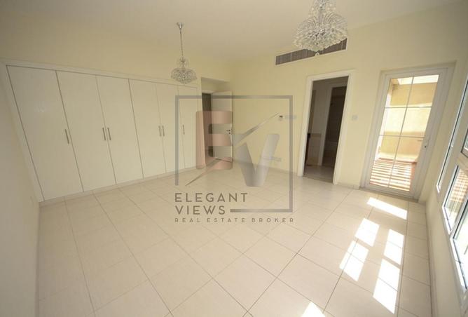 89204402 - Property Image 2