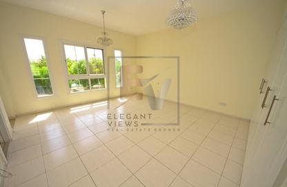 Villa - 3 Bedrooms - 3 Bathrooms for rent in Springs 11 - The Springs - Dubai