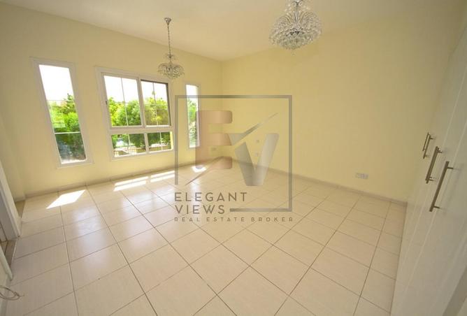 89204402 - Property Main Image