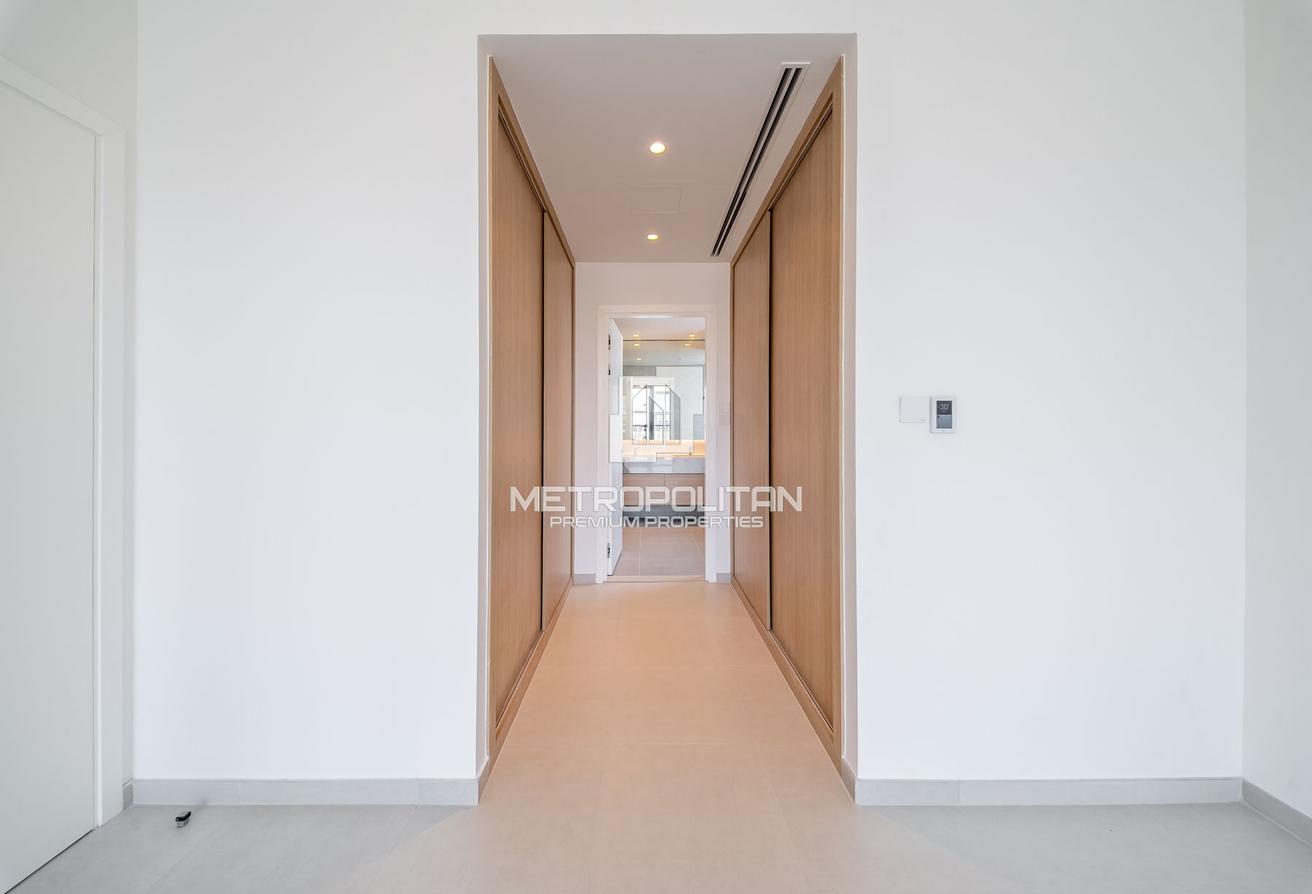 Spacious 4 BR+M | Landscaped Garden | End Unit photo 23