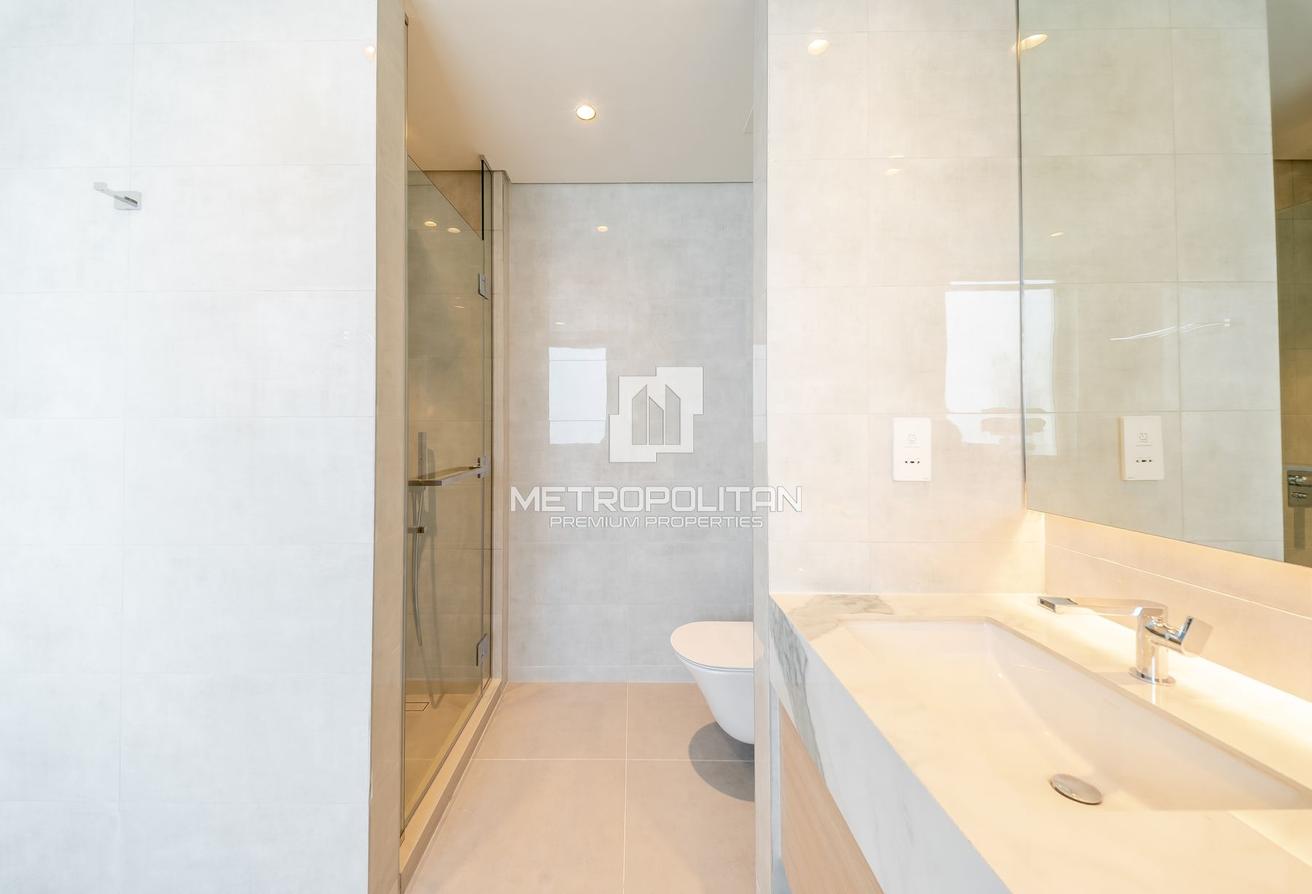 Spacious 4 BR+M | Landscaped Garden | End Unit photo 26