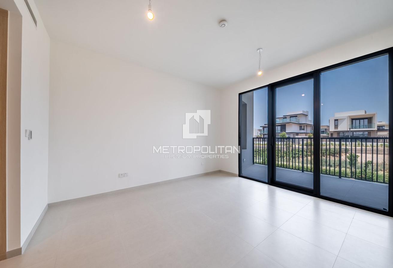 Spacious 4 BR+M | Landscaped Garden | End Unit photo 20