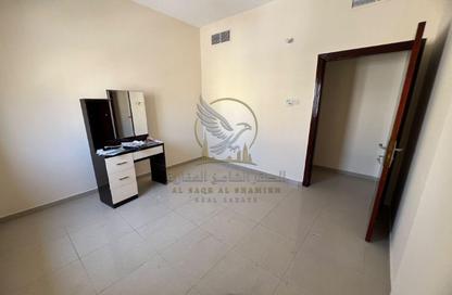 Apartment - 1 - 2 for rent in Bu Tina - Al Sharq - Sharjah Apartment - 1 - 2 for rent in Bu Tina - Al Sharq - Sharjah
