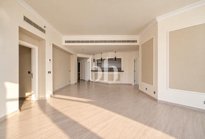 3-bed apartment in Al Basri · Beach access · Park view — photo 4