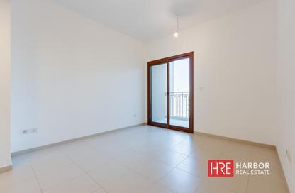 شقة - غرفة نوم - 1 حمام للايجار في 3A شقق زهرة النسيم - زهرة بريز أبارتمنتس 3 - شقق زهرة النسيم - تاون سكوير - دبي