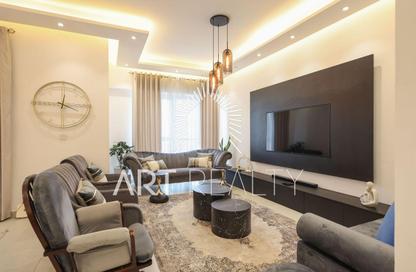 Apartment - 2 Bedrooms - 3 Bathrooms for sale in West Heights 6 - Business Bay - Dubai