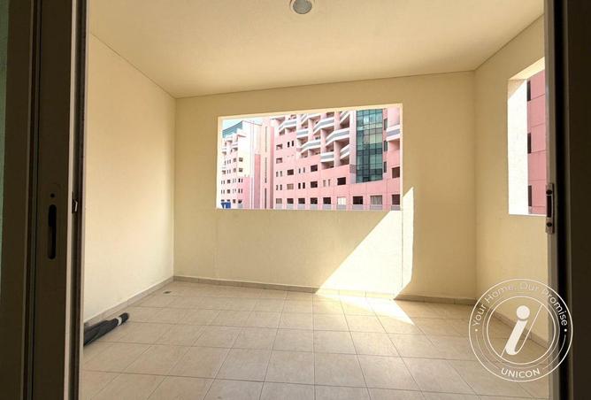 77806717 - Property Image 3