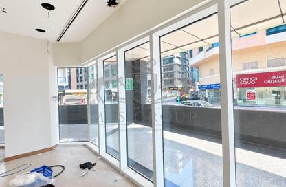 Shop - Studio for rent in Golden Sands Tower - Al Barsha 1 - Al Barsha - Dubai