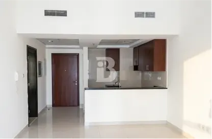 شقة - 2 غرف نوم - 1 حمام للايجار في برج إسكان - دبي مارينا - دبي