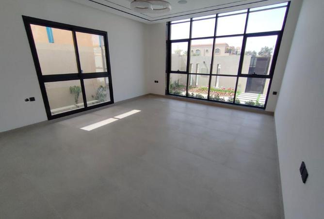 82820426 - Property Image 3