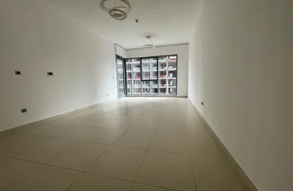 Apartment - 1 Bedroom - 2 Bathrooms for rent in Bahwan Tower Downtown - Downtown Dubai - Dubai