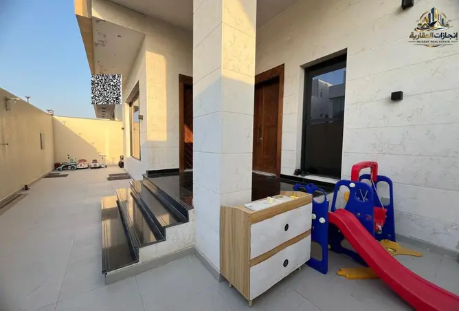 157350604 - Property Image 3