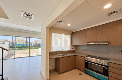 Townhouse - 4 - 3 for rent in Nice - Damac Lagoons - Dubai