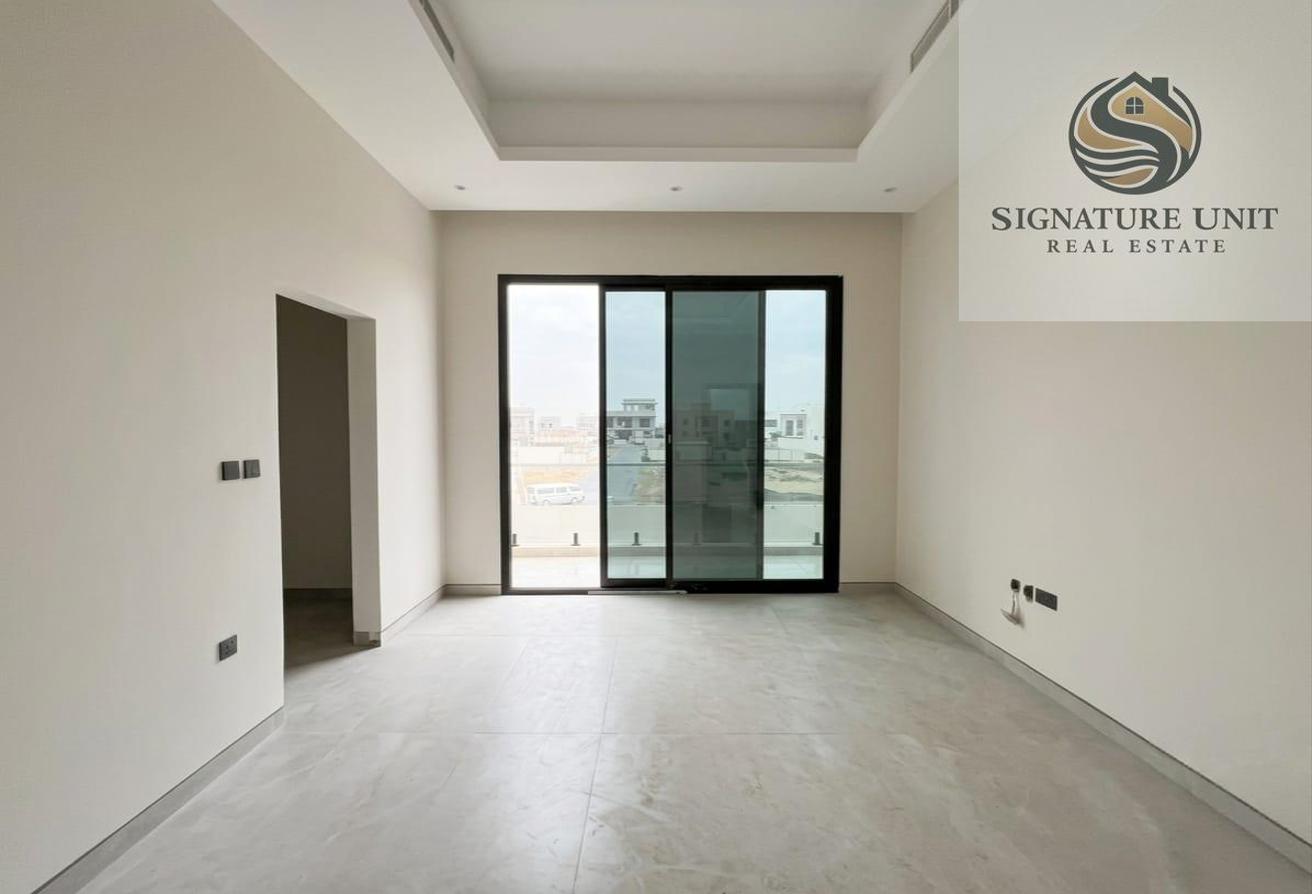 Brand New 5BR Villa | Majlis | Spacious Living photo 10