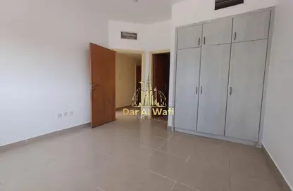 شقة - 2 غرف نوم - 2 حمامات للايجار في مساكن النهضة - النهدة - الشارقة